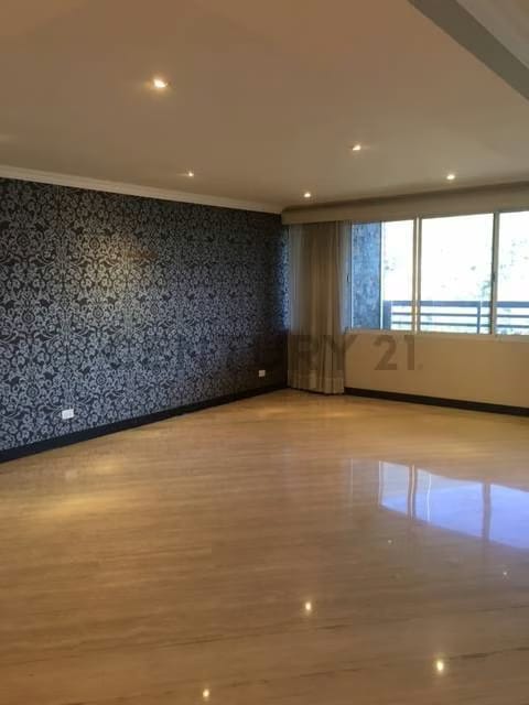 Hermoso, amplio y moderno apartamento. Urb. Miranda - 7