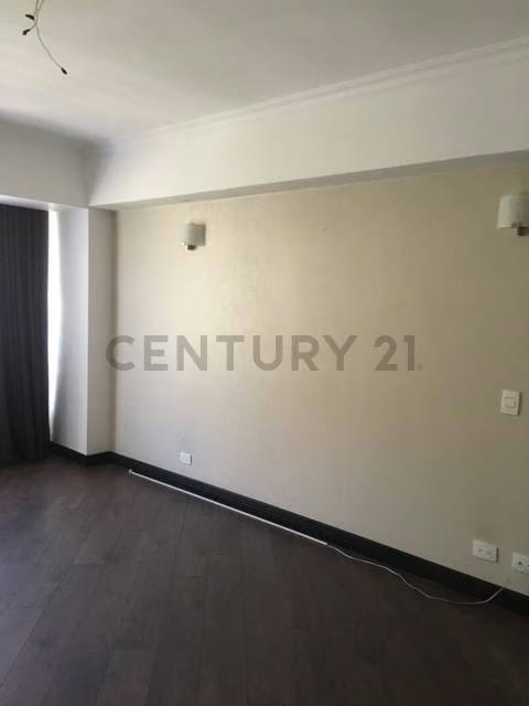 Hermoso, amplio y moderno apartamento. Urb. Miranda - 10