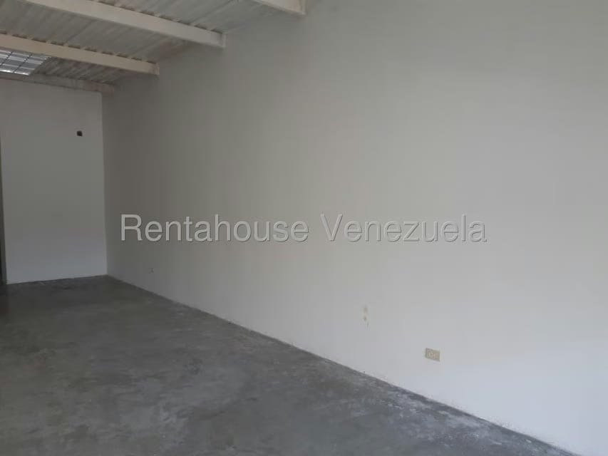 Comercial (Local Comercial) en Alquiler en Avenida Bolivar, Zulia