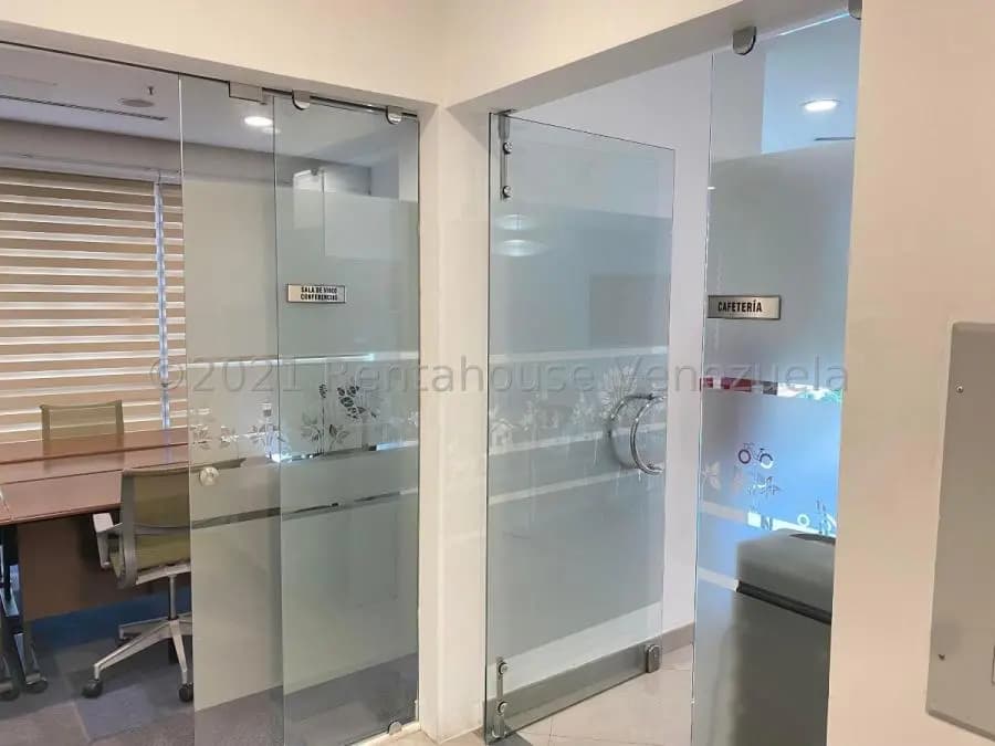 Oficina en Venta en La Castellana Caracas - 2