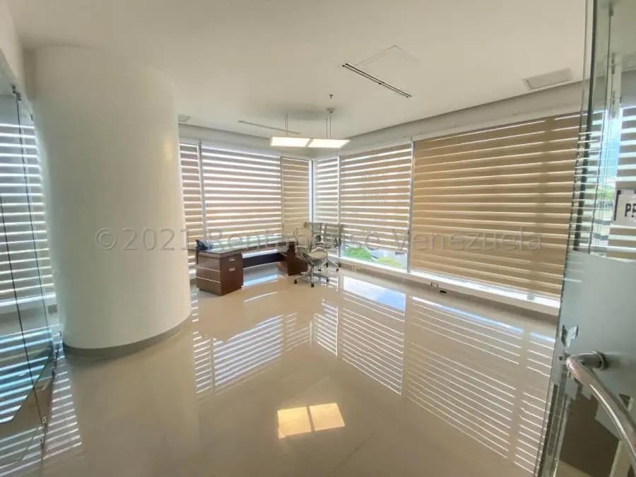 Oficina en Venta en La Castellana Caracas - 3