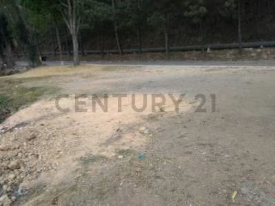 Venta terreno comercial Loma Linda, El Hatillo, zonificación C4