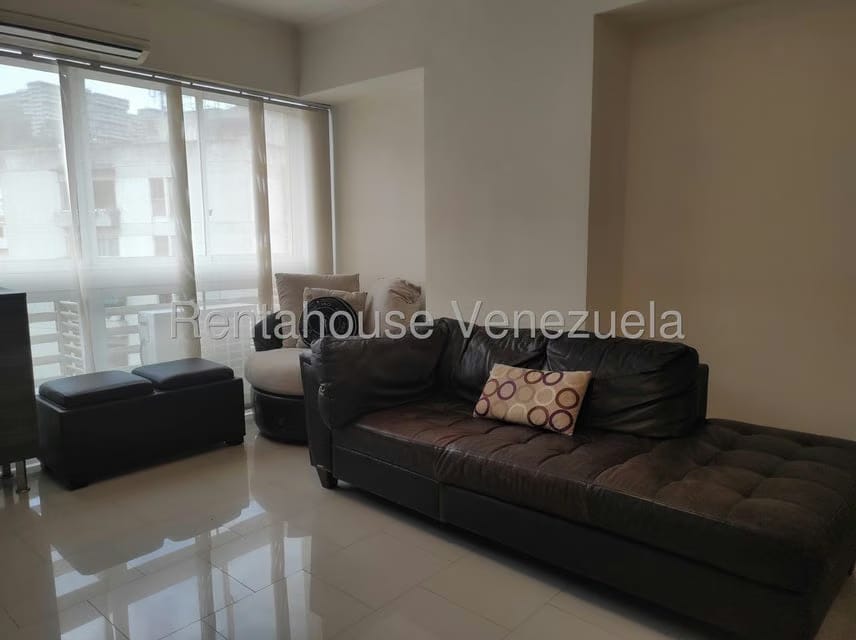 Apartamento (1 Nivel) en Alquiler en Santa Monica, Distrito Metropolitano - 4