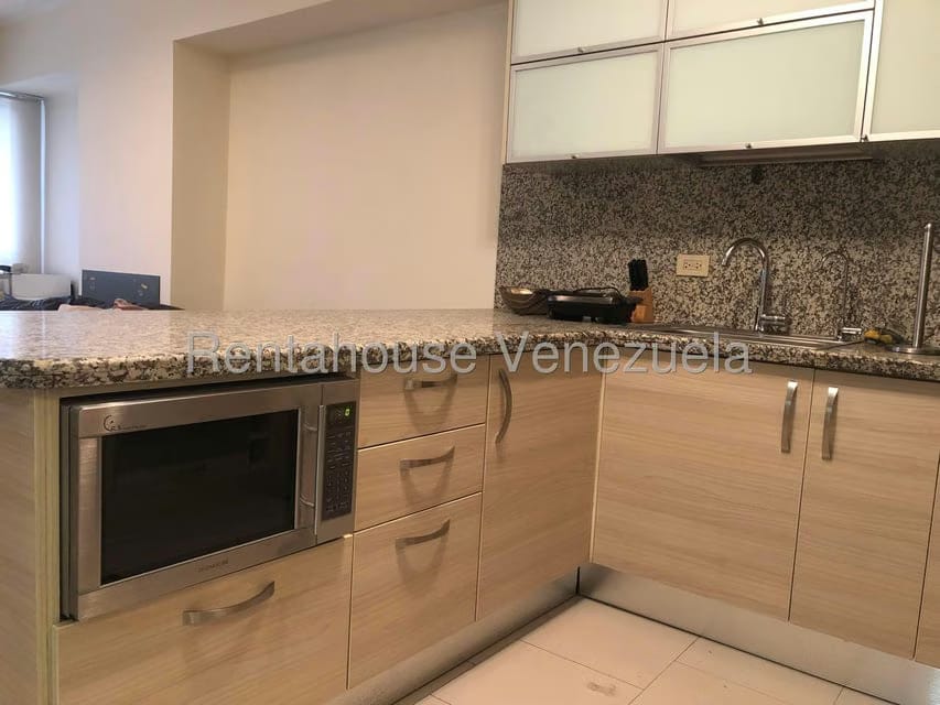 Apartamento (1 Nivel) en Alquiler en Santa Monica, Distrito Metropolitano - 10
