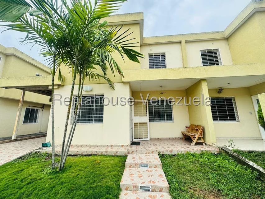 Casa (Duplex) en Venta en Trapiche Villas, Lara