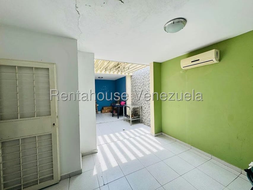 Casa (Duplex) en Venta en Trapiche Villas, Lara - 33