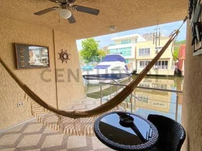 Ofrece en Venta Palafito ubicado en el conjunto Residencial Casas Bote C, L. - 6