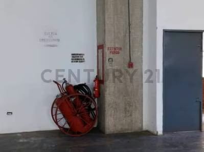 CS - ALQUILER LOCAL COMERCIAL INDUSTRIAL, RUIZ PINEDA. CARICUAO. - 2