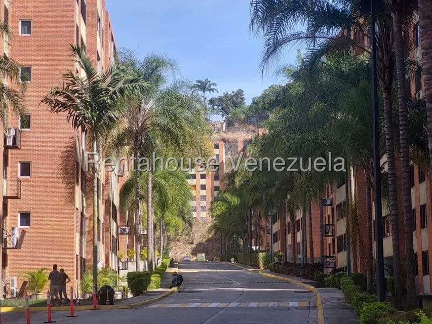 Apartamento (1 Nivel) en Alquiler en Los Naranjos Humboldt, Distrito Metropolitano - 27