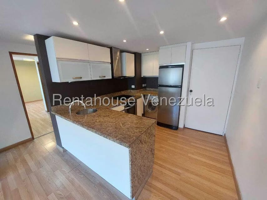 Apartamento (1 Nivel) en Alquiler en Los Naranjos Humboldt, Distrito Metropolitano - 6