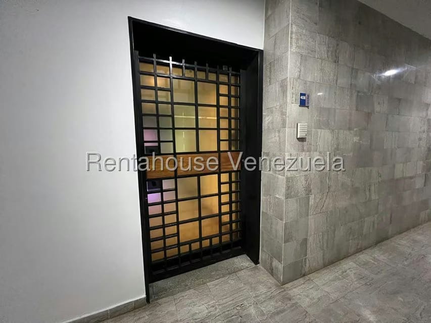 Comercial (Oficina) en Alquiler en La Lagunita Country Club, Distrito Metropolitano - 4