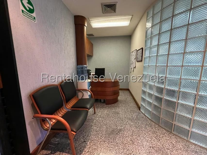 Comercial (Oficina) en Alquiler en La Lagunita Country Club, Distrito Metropolitano - 6