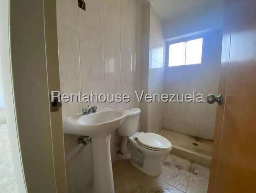 Apartamento en Venta en las acacias Caracas - 2