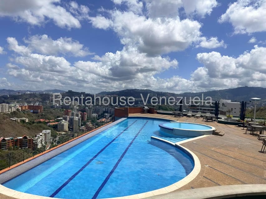 Apartamento (1 Nivel) en Venta en Mirador de Los Campitos I, Distrito Metropolitano - 2