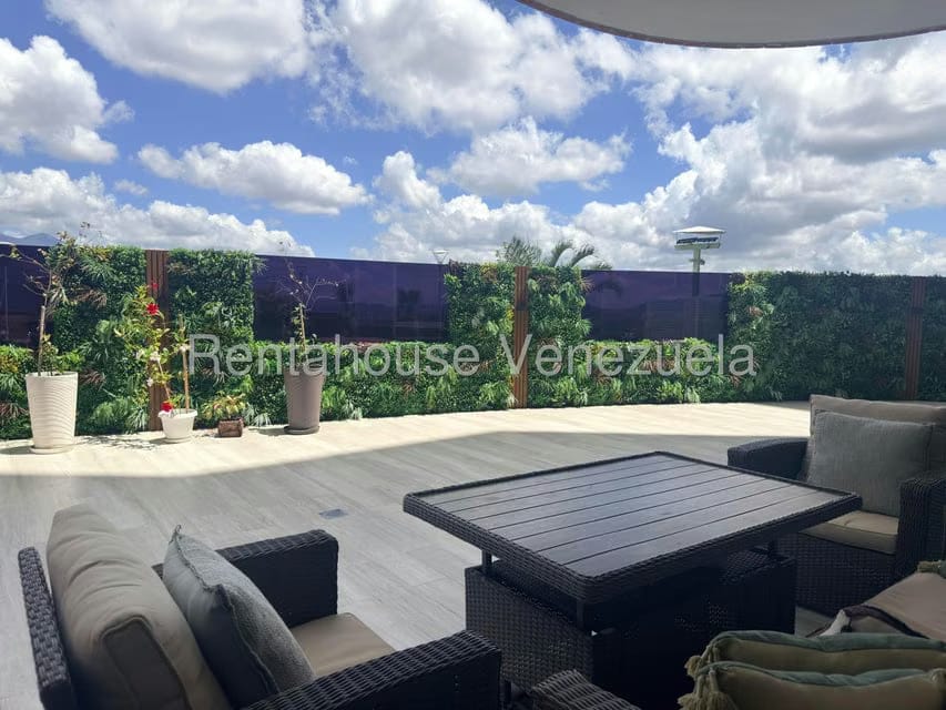 Apartamento (1 Nivel) en Venta en Mirador de Los Campitos I, Distrito Metropolitano - 4