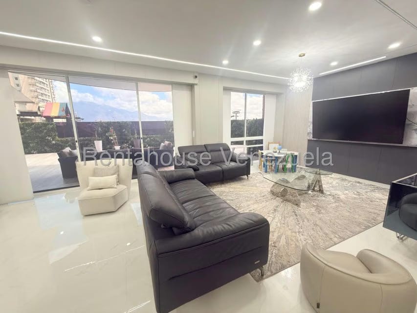 Apartamento (1 Nivel) en Venta en Mirador de Los Campitos I, Distrito Metropolitano - 5