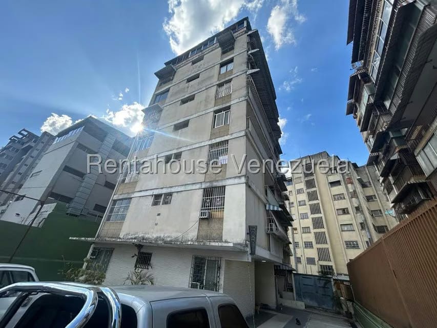 Apartamento (1 Nivel) en Alquiler en San Bernardino, Distrito Metropolitano