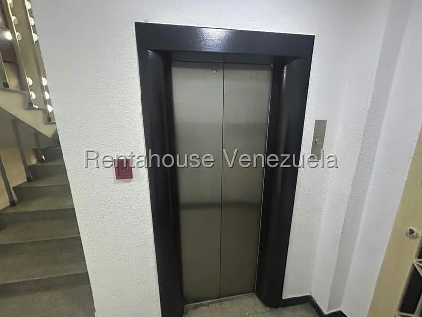 Apartamento (1 Nivel) en Alquiler en San Bernardino, Distrito Metropolitano - 13