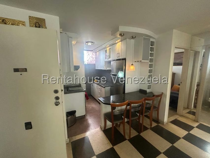 Apartamento (1 Nivel) en Alquiler en San Bernardino, Distrito Metropolitano - 5