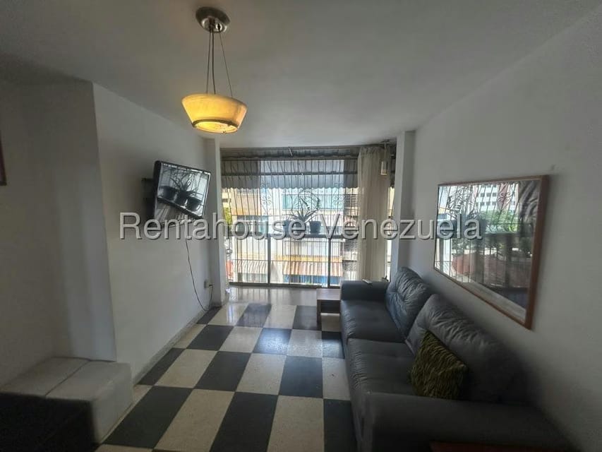 Apartamento (1 Nivel) en Alquiler en San Bernardino, Distrito Metropolitano - 7
