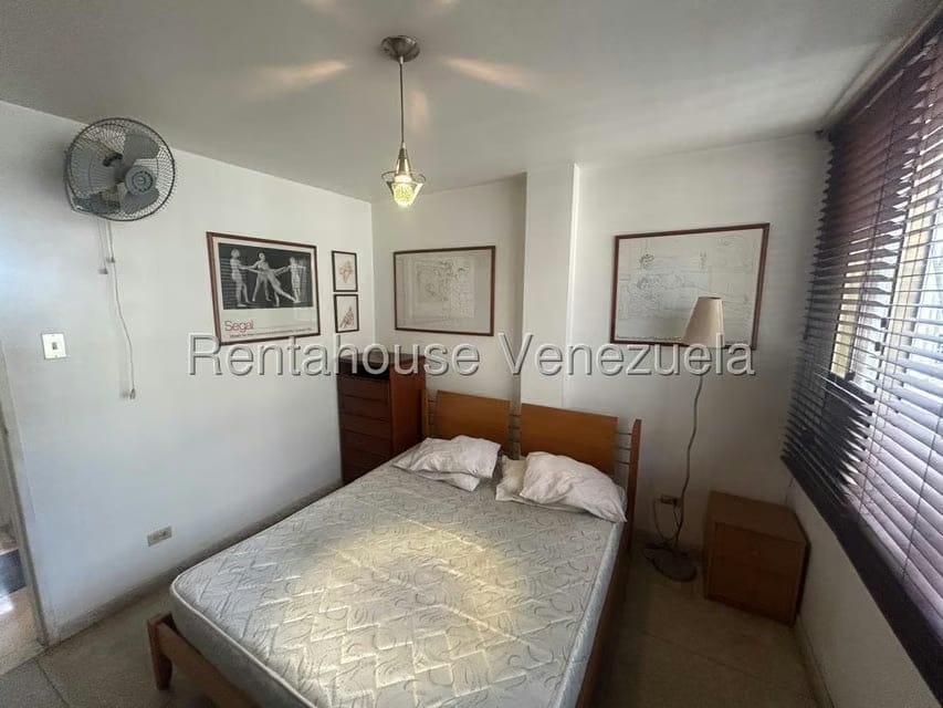 Apartamento (1 Nivel) en Alquiler en San Bernardino, Distrito Metropolitano - 10