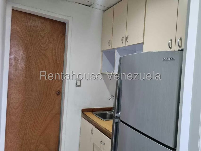 Comercial (Oficina) en Venta en Los Palos Grandes, Distrito Metropolitano - 11