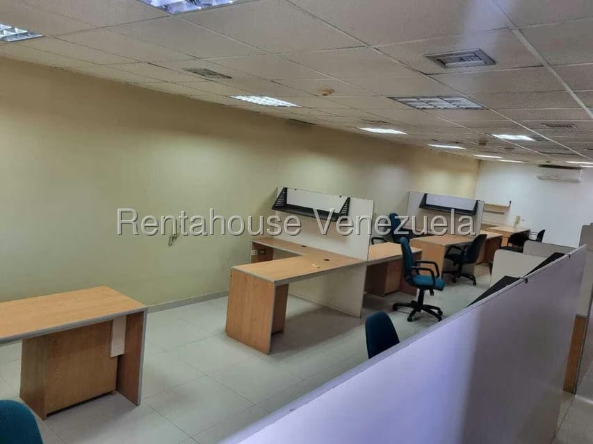Comercial (Oficina) en Venta en Los Palos Grandes, Distrito Metropolitano - 18