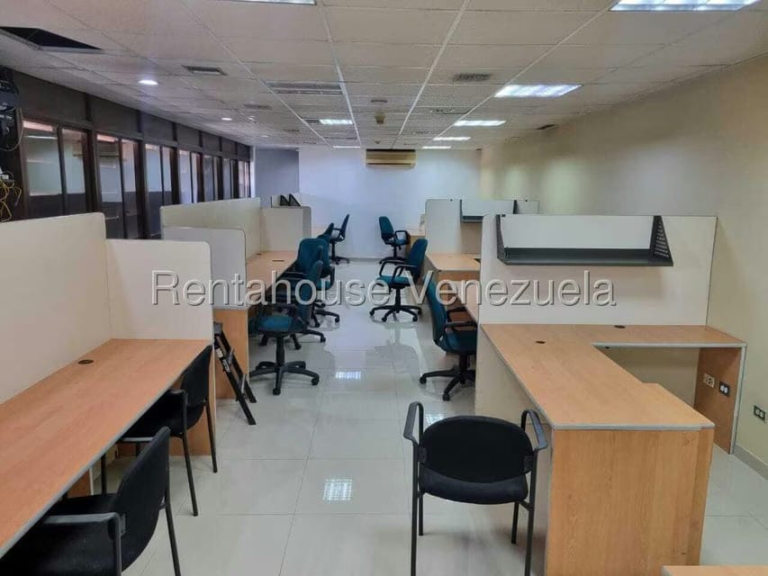 Comercial (Oficina) en Venta en Los Palos Grandes, Distrito Metropolitano - 19