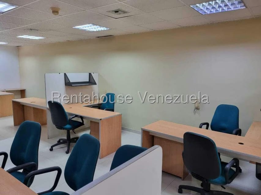 Comercial (Oficina) en Venta en Los Palos Grandes, Distrito Metropolitano - 23