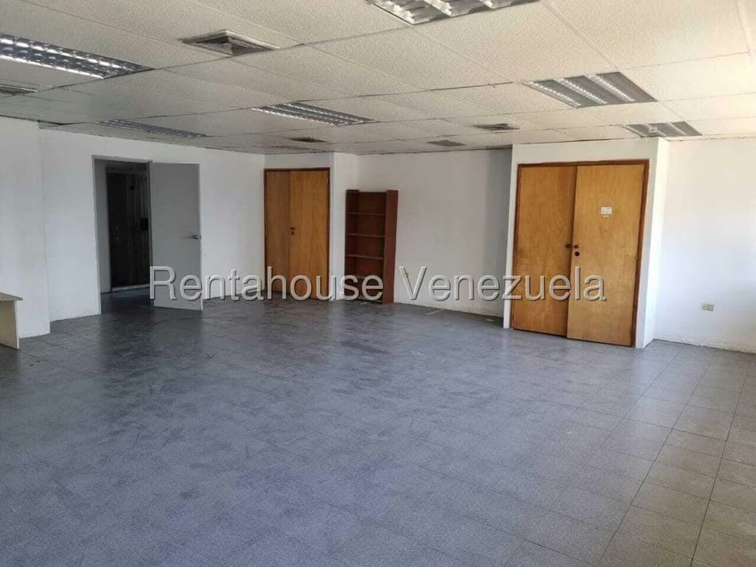 Oficina en Venta en Los Palos Grandes, Distrito Metropolitano - 6