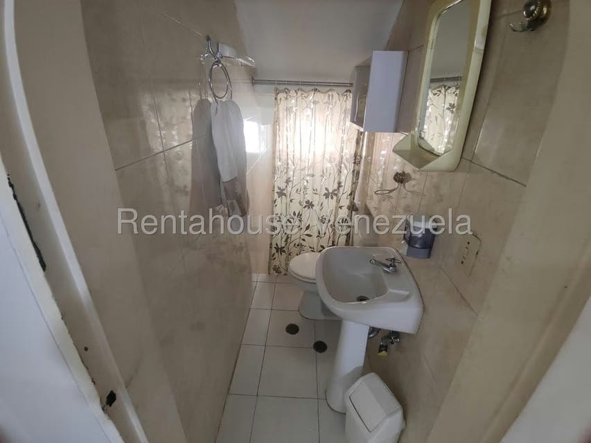 Comercial (Local Comercial) en Alquiler en Santa Monica, Distrito Metropolitano - 5