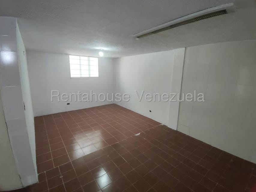 Comercial (Local Comercial) en Alquiler en Santa Monica, Distrito Metropolitano - 7