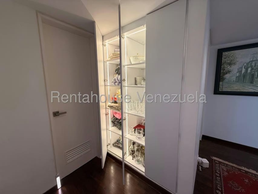 Apartamento (1 Nivel) en Venta en Los Naranjos del Cafetal, Distrito Metropolitano - 21
