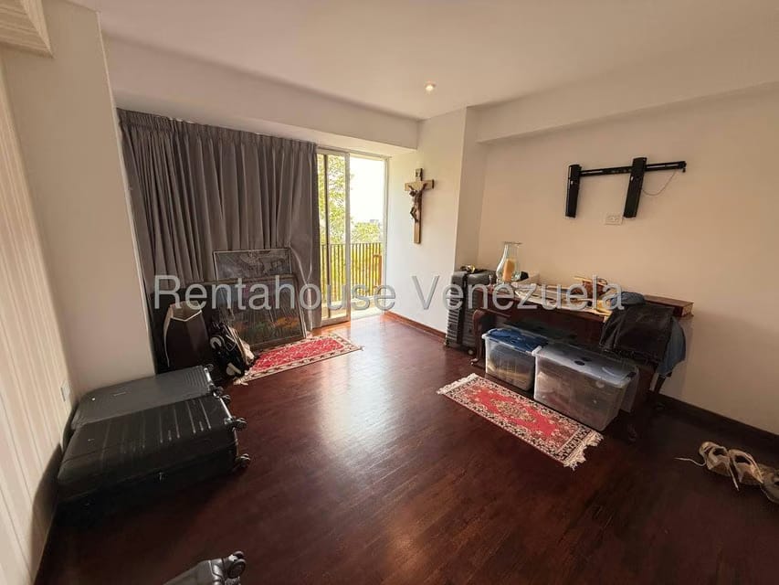 Apartamento (1 Nivel) en Venta en Los Naranjos del Cafetal, Distrito Metropolitano - 23