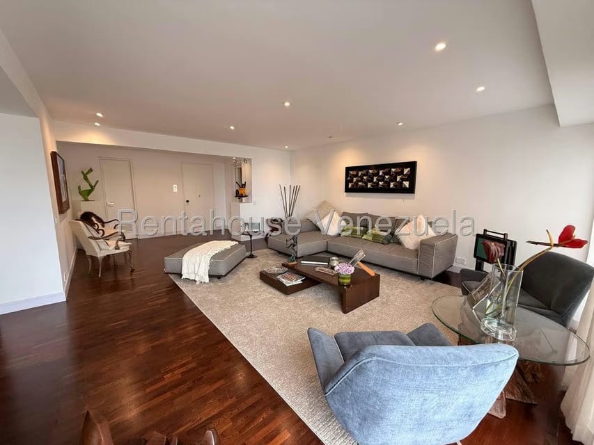 Apartamento (1 Nivel) en Venta en Los Naranjos del Cafetal, Distrito Metropolitano - 31