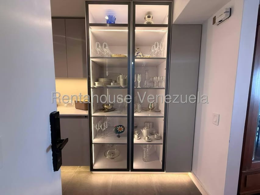 Apartamento (1 Nivel) en Venta en Los Naranjos del Cafetal, Distrito Metropolitano - 33