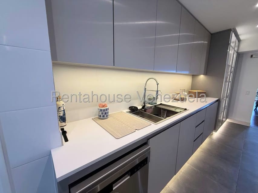 Apartamento (1 Nivel) en Venta en Los Naranjos del Cafetal, Distrito Metropolitano - 9