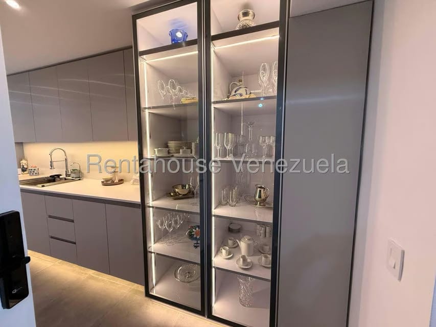 Apartamento (1 Nivel) en Venta en Los Naranjos del Cafetal, Distrito Metropolitano - 10