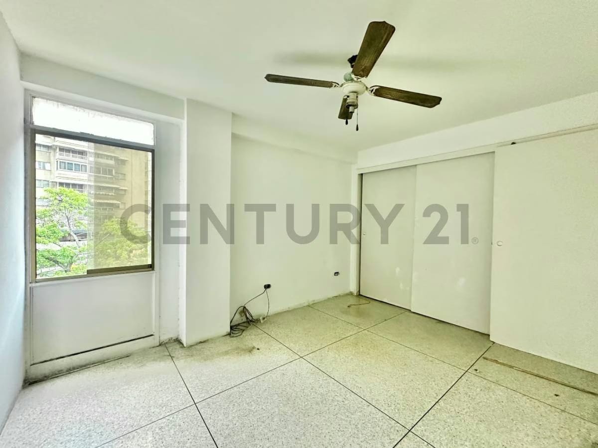 JCC - SE VENDE APARTAMENTO CON ALTO POTENCIAL PARA REMODELAR EN SU TOTALIDAD - 7