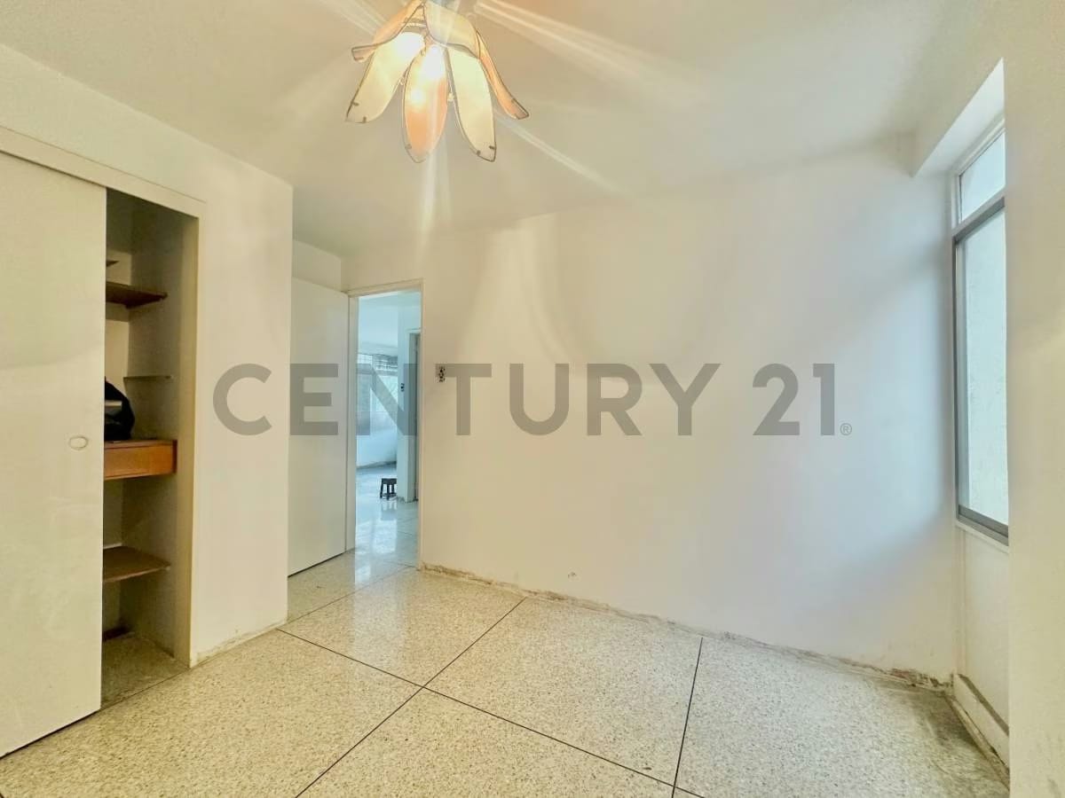 JCC - SE VENDE APARTAMENTO CON ALTO POTENCIAL PARA REMODELAR EN SU TOTALIDAD - 8