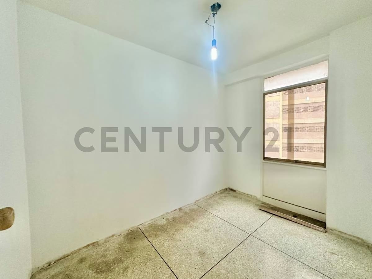 JCC - SE VENDE APARTAMENTO CON ALTO POTENCIAL PARA REMODELAR EN SU TOTALIDAD - 10