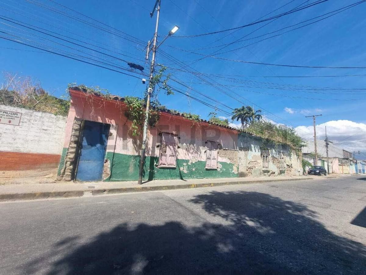 Ofrezco en venta terreno en Cagua, estado Aragua