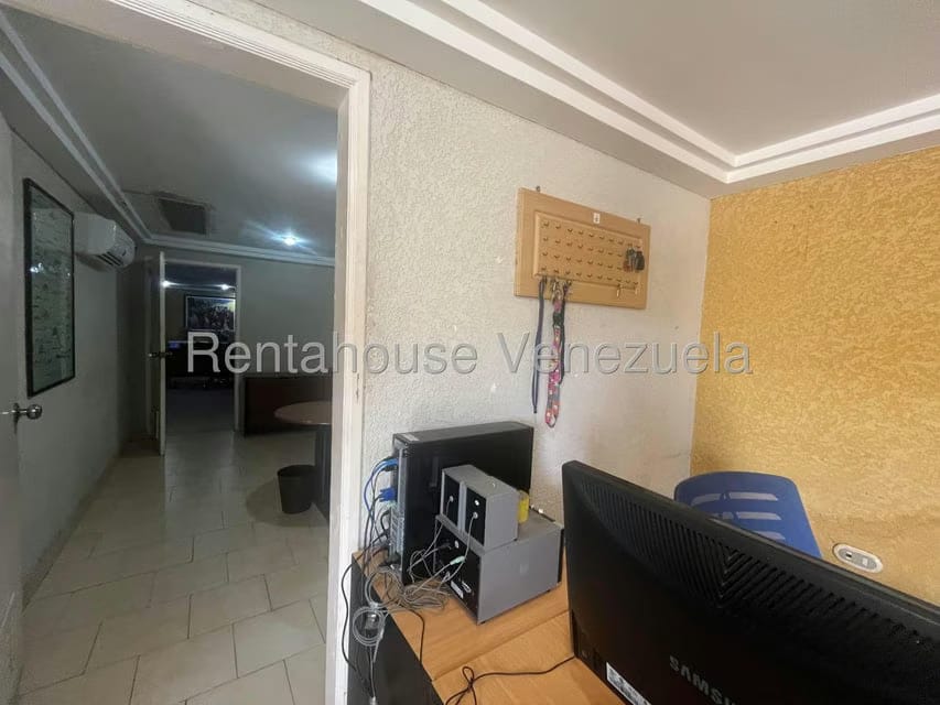 Comercial (Galpon - Deposito) en Alquiler en Punto Fijo, Falcon - 14