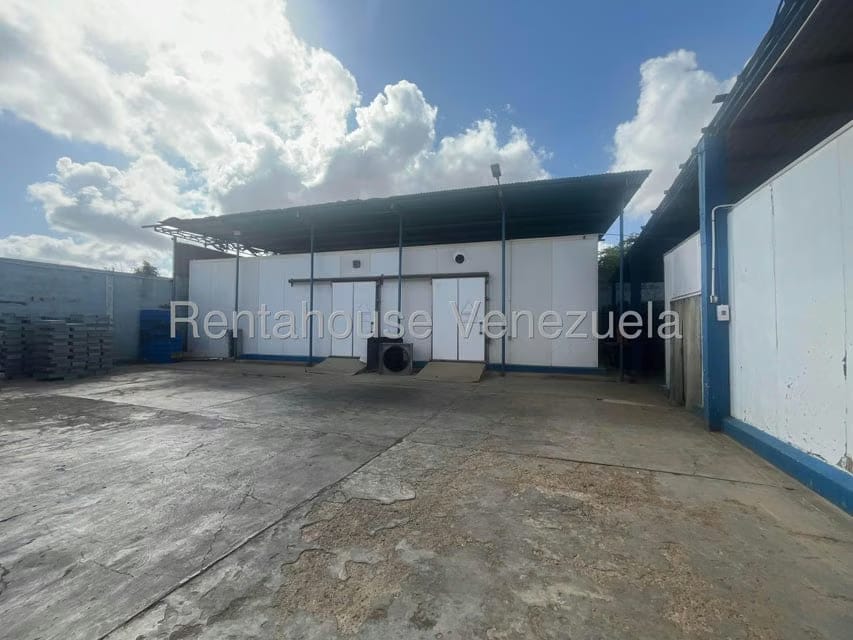 Comercial (Galpon - Deposito) en Alquiler en Punto Fijo, Falcon - 7