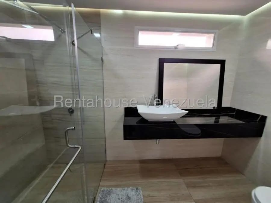 Casa en Alquiler en Sabana larga valencia Carabobo Valencia - 14