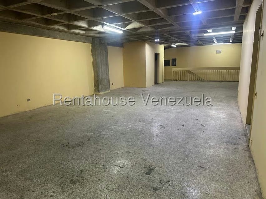 Comercial (Galpon - Deposito) en Alquiler en Catia, Distrito Metropolitano - 14