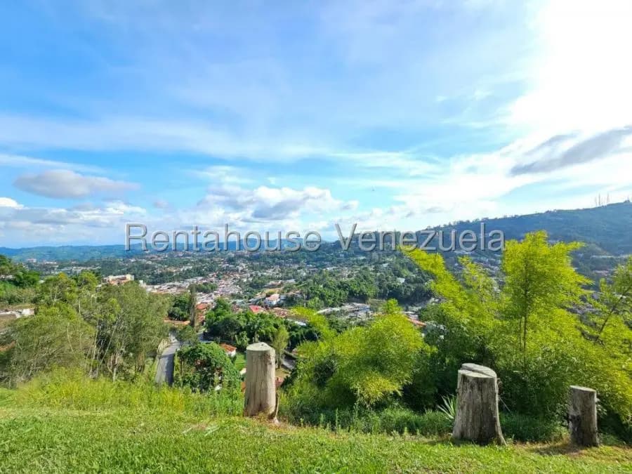 Casa en Venta en Alto Hatillo Caracas - 2