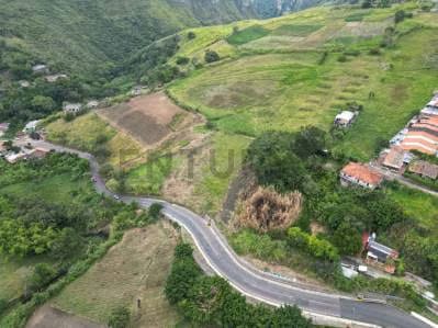 TERRENO EN EXCELENTE ZONA TURISTICA - 2