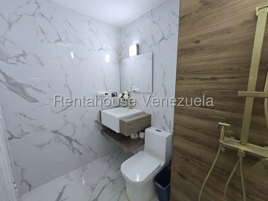 Apartamento (1 Nivel) en Venta en Playa Grande, Vargas - 13