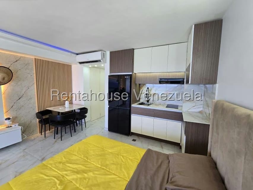 Apartamento (1 Nivel) en Venta en Playa Grande, Vargas - 9